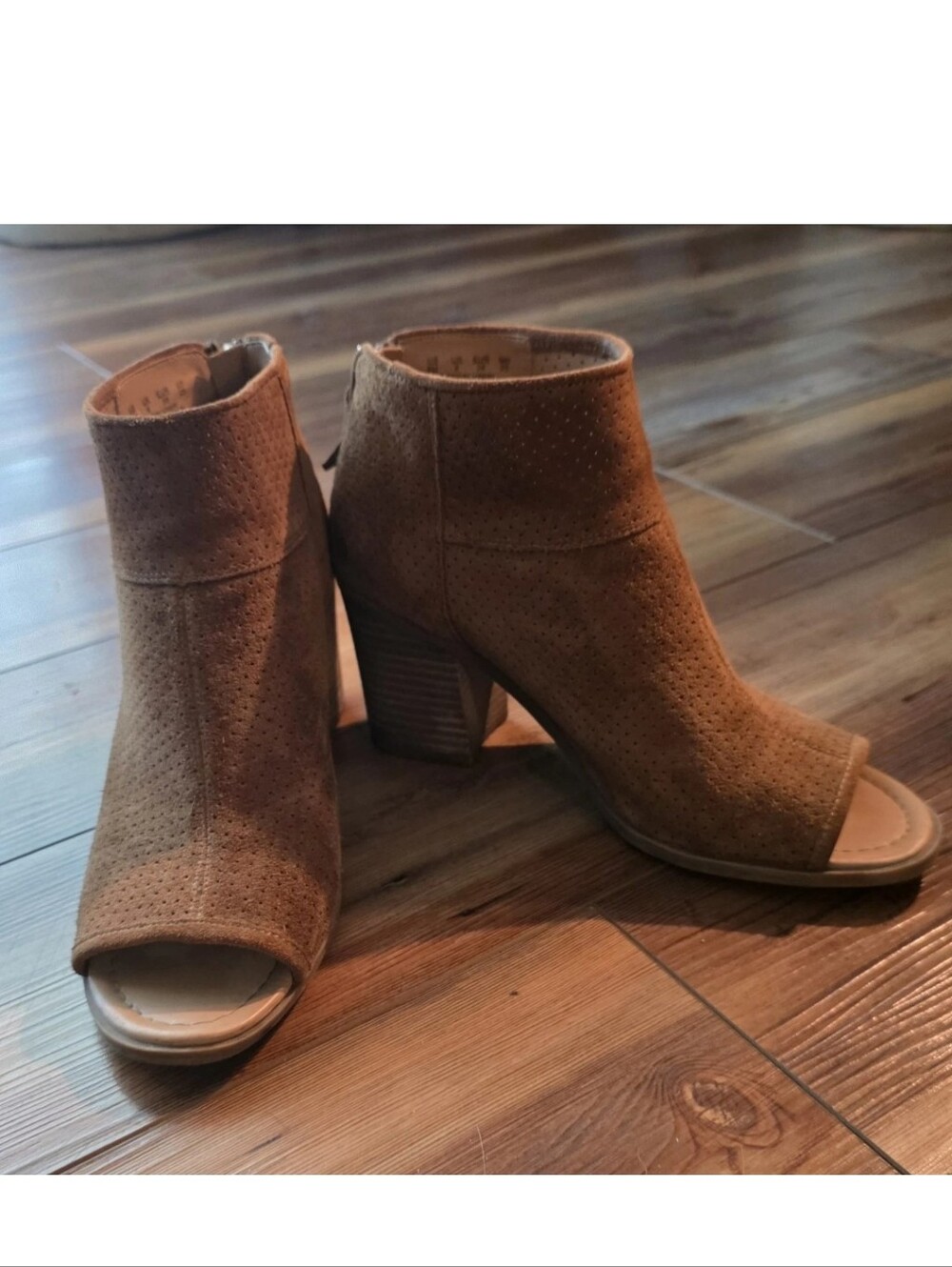 Franco Sarto Goldie Suede Open Toe Perforated Ankle Boots Womens Size 8